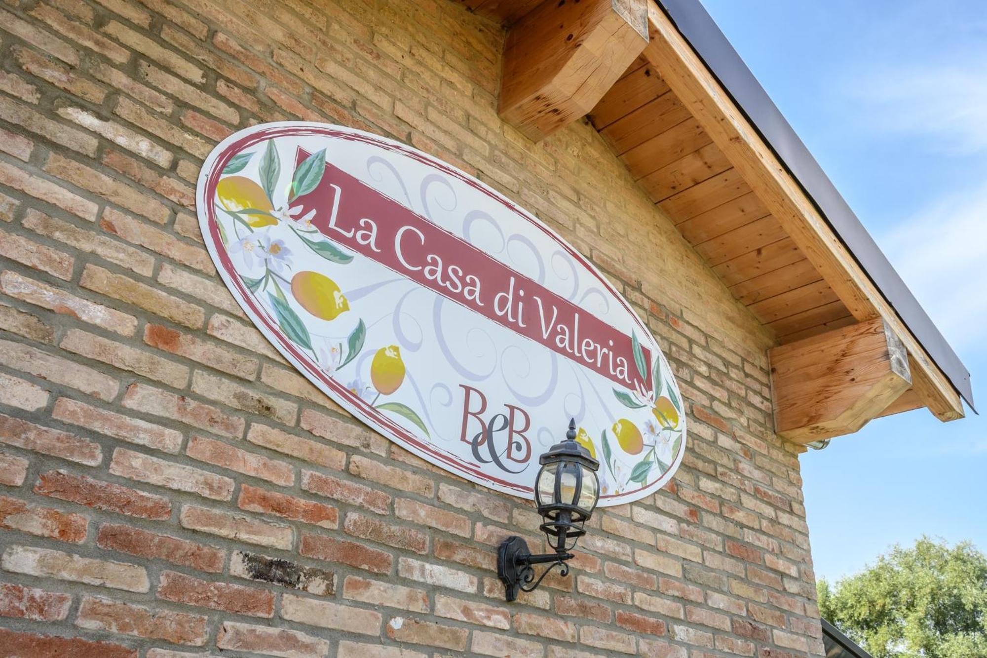 Bed and Breakfast La Casa Di Valeria - Модена Экстерьер фото