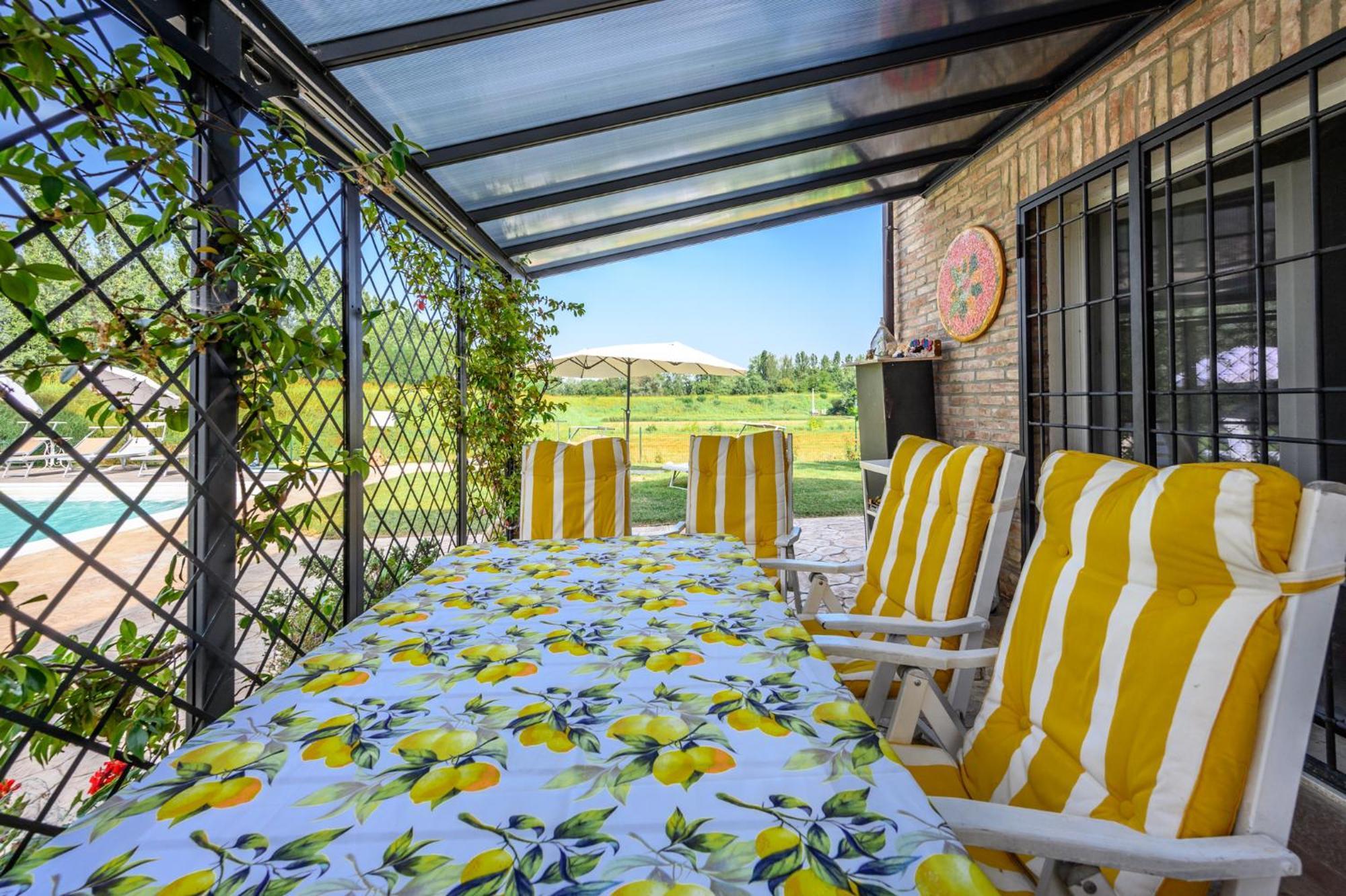 Bed and Breakfast La Casa Di Valeria - Модена Экстерьер фото