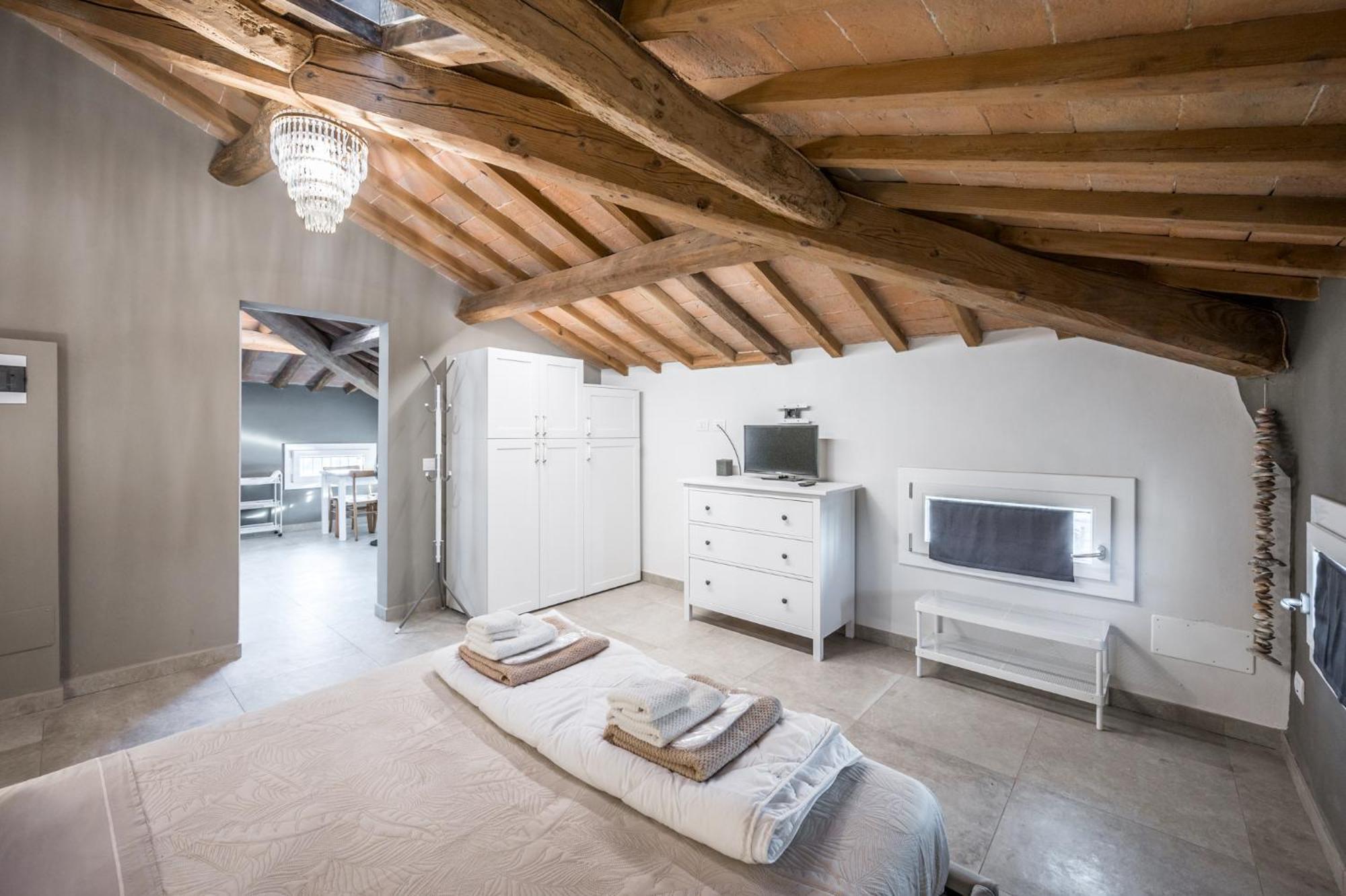 Bed and Breakfast La Casa Di Valeria - Модена Экстерьер фото